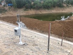 青州水庫(kù)采購(gòu)6套雨量監(jiān)測(cè)站